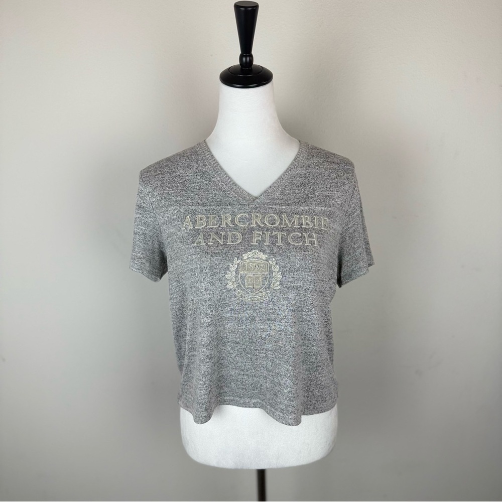 Abercrombie & Fitch Women’s Gray V-Neck Short Sleeve Logo Crop Top Size L